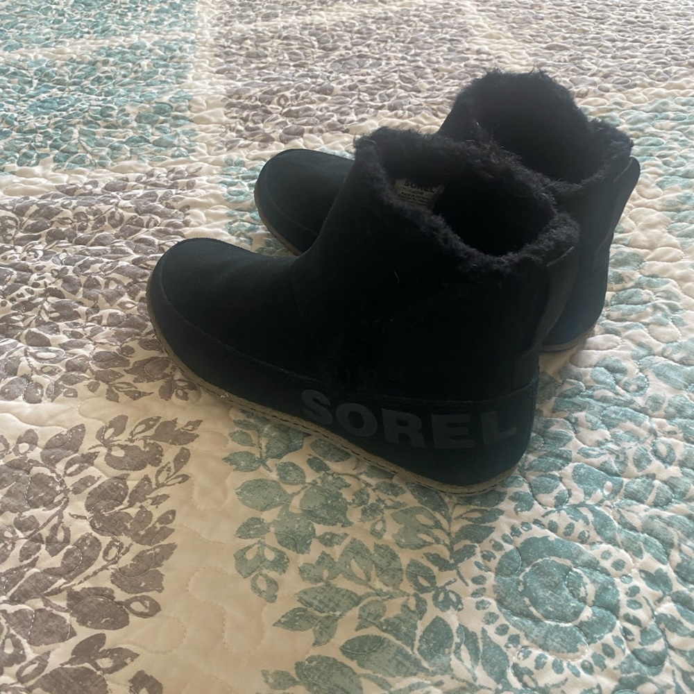 Sorel Black Fleece-Lined Boots